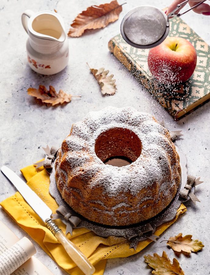 Bundt Cake alle mele frullate sofficissima